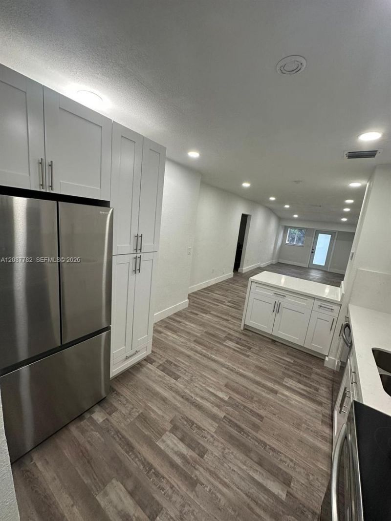 3045 SW 21st St, Unit 3047, Miami, FL 33145 Photo