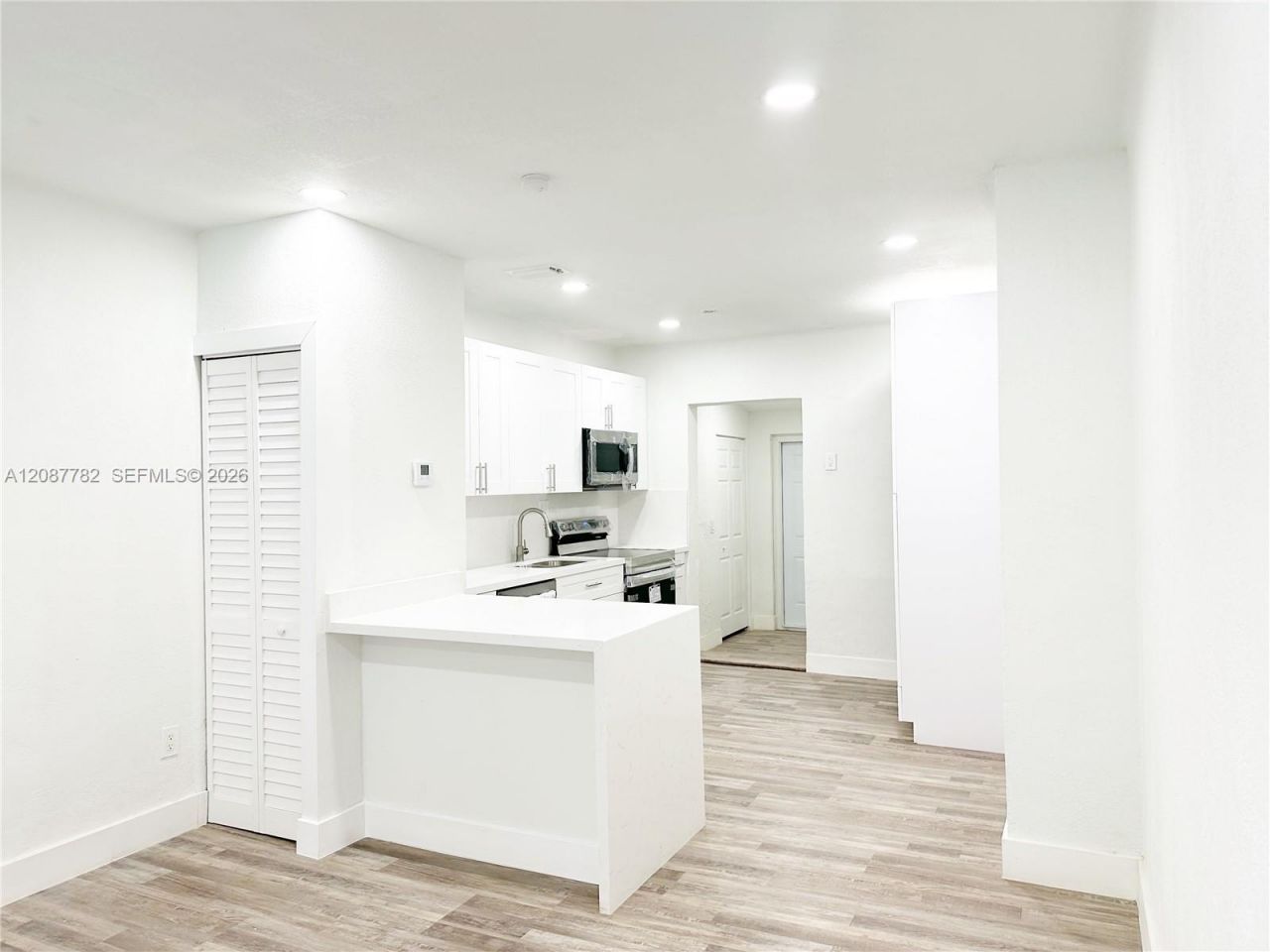 3045 SW 21st St, Unit 3047, Miami, FL 33145 Photo