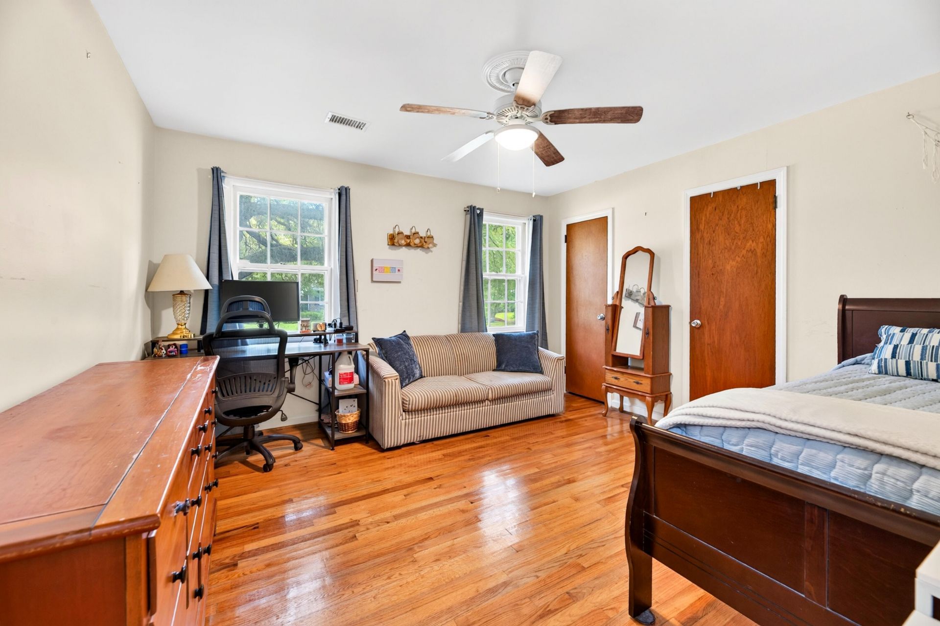 1884 Saint Julian Drive Photo 34