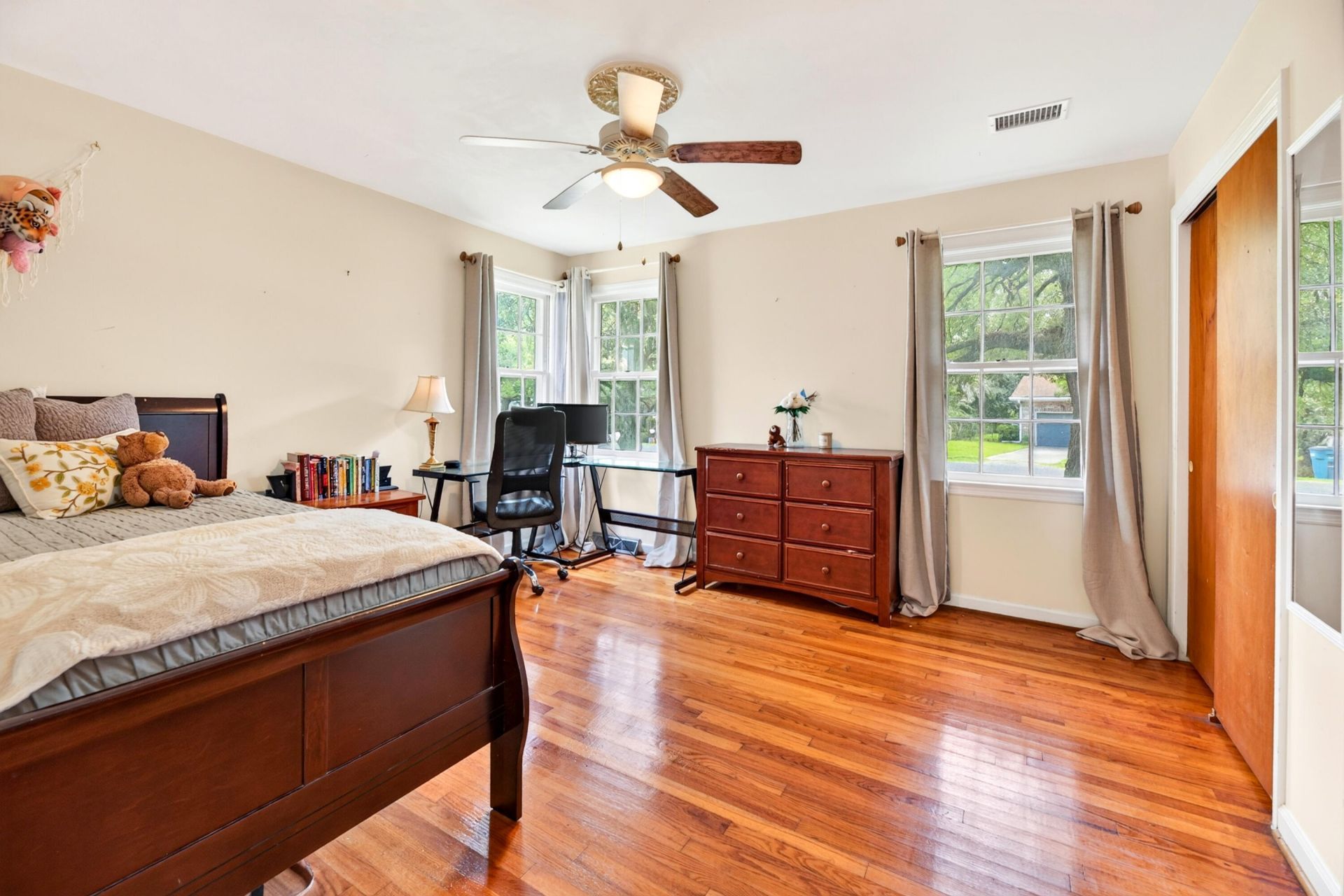 1884 Saint Julian Drive Photo 36