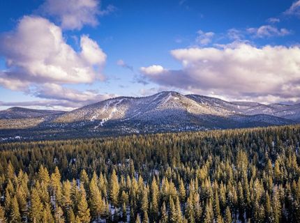 139 Basque , Truckee, CA 96161 Photo