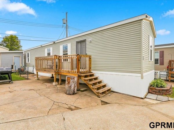 2425 #18 S 15th Street, Plattsmouth, NE 68048