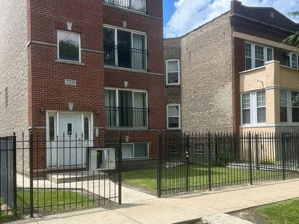 720 N Central Park Avenue, Unit 1, Chicago, IL 60651