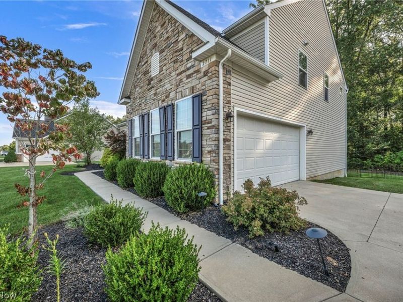 2711 Palmer Lane, Avon, OH 44011 Photo 4