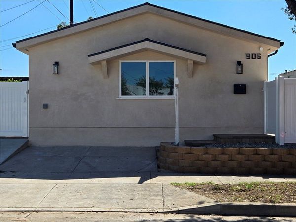 906 Estelle Avenue, Glendale, CA 91202
