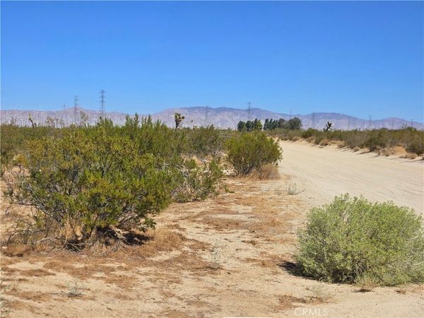 8517 Stagecoach, Mojave, CA 93501
