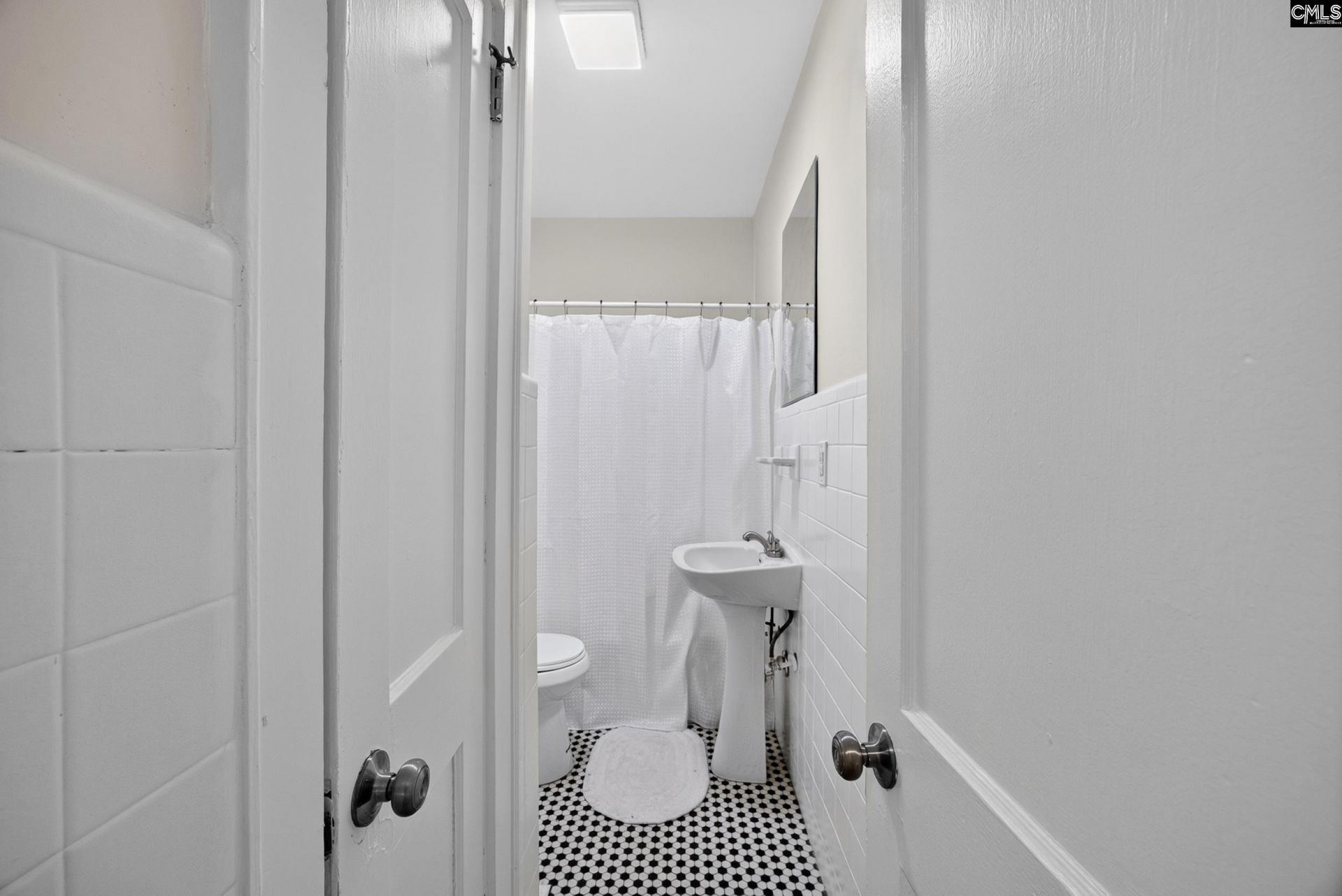 4038 Verner Street Photo 35
