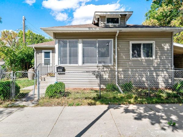 1008 Lowry Avenue N, Minneapolis, MN 55411