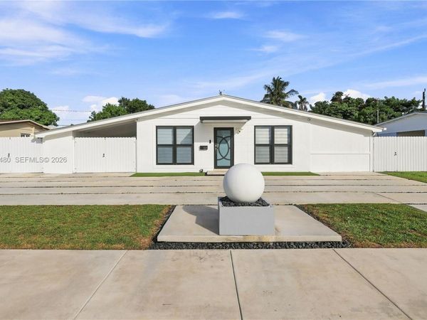 9298 Jamaica Dr , Unit N/A, Cutler Bay, FL 33189