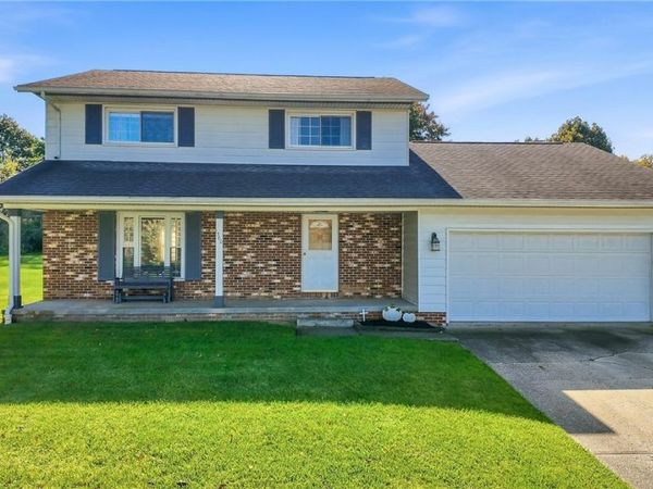 1560 Raywood Road, Alliance, OH 44601