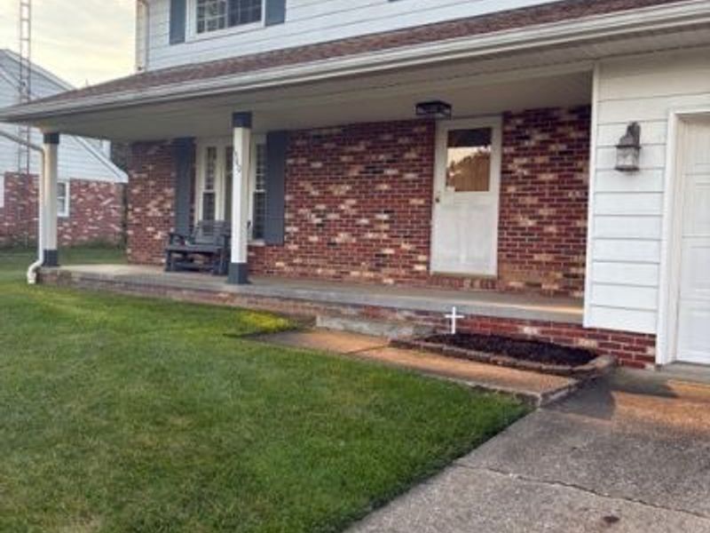 1560 Raywood Road, Alliance, OH 44601 Photo 2