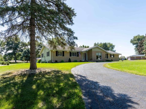 7103 Mill Road, ROCKFORD, IL 61108