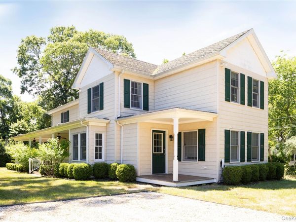 185 Maiden Lane, Mattituck, NY 11952