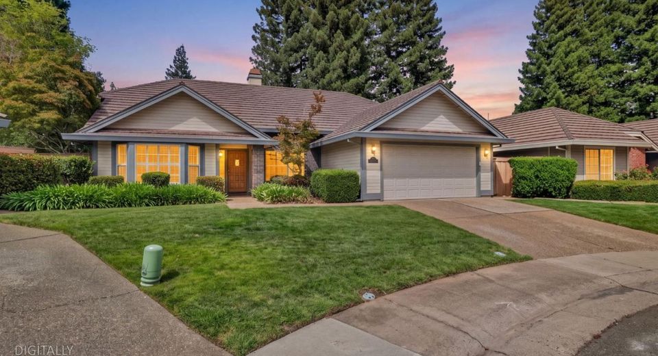 11445 Secrettown Ct, Gold River, CA 95670 Photo