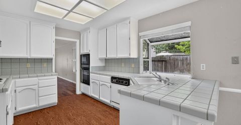 11445 Secrettown Ct, Gold River, CA 95670 Photo