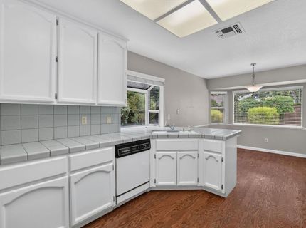 11445 Secrettown Ct, Gold River, CA 95670 Photo