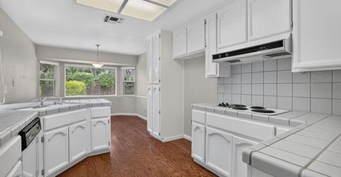 11445 Secrettown Ct, Gold River, CA 95670 Photo