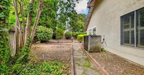 11445 Secrettown Ct, Gold River, CA 95670 Photo