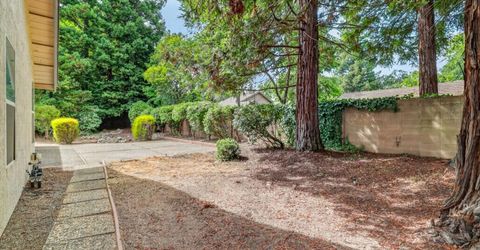 11445 Secrettown Ct, Gold River, CA 95670 Photo