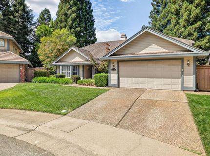 11445 Secrettown Ct, Gold River, CA 95670 Photo