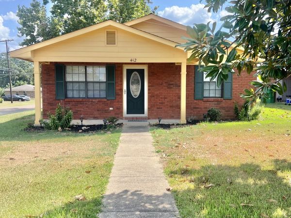412 10th Avenue S, Columbus, MS 39701