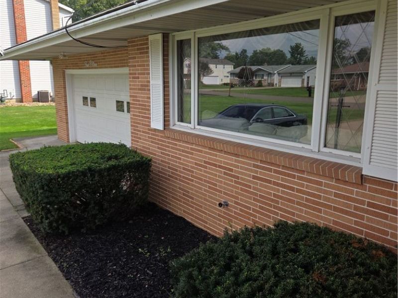 409 Durst Drive NW, Warren, OH 44483 Photo 2