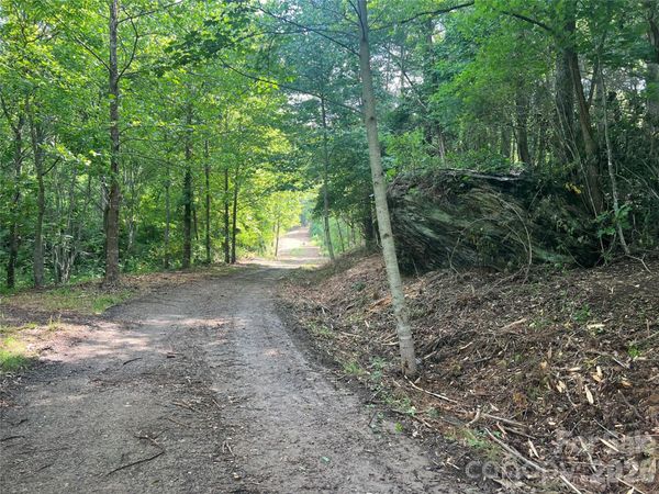 000 Compromise Drive , Waynesville, NC 28785
