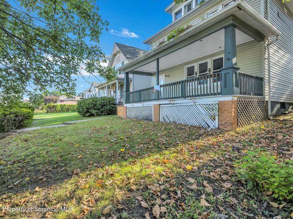 451 W Market Street , Scranton, PA 18508