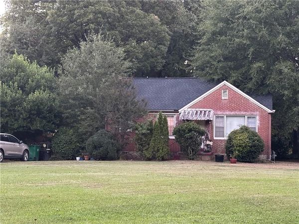 1860 S Columbia Place , Decatur, GA 30032