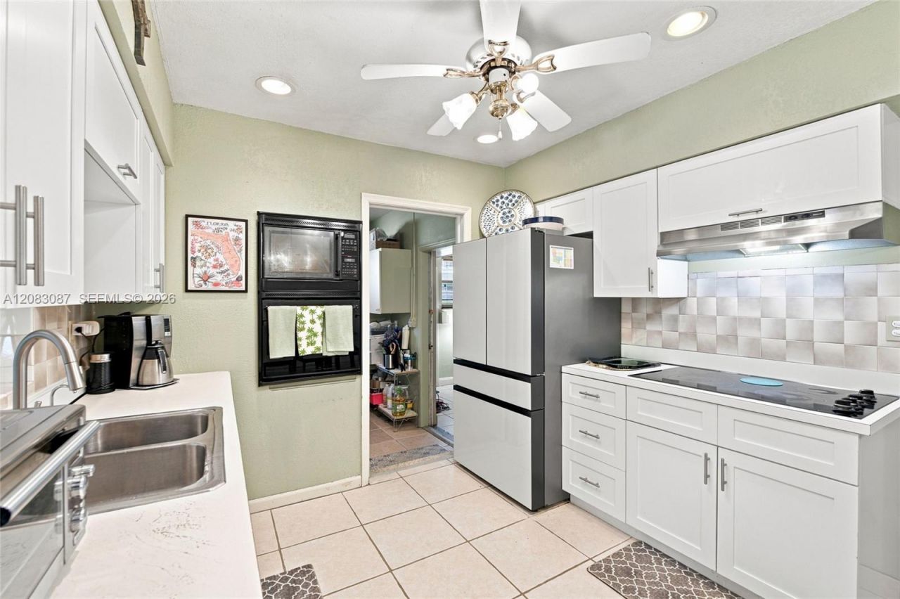 4750 NW 1st St, Plantation, FL 33317 Photo