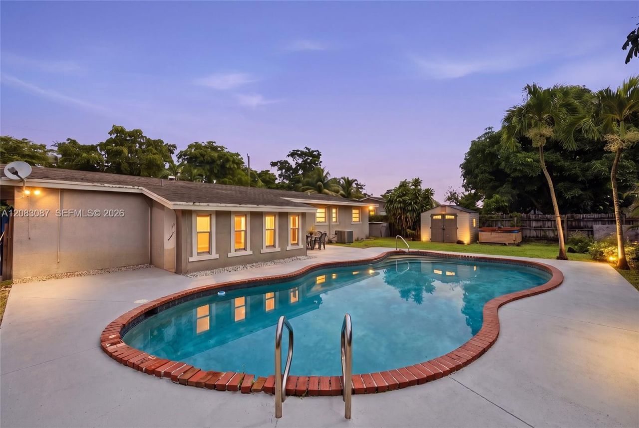 4750 NW 1st St, Plantation, FL 33317 Photo