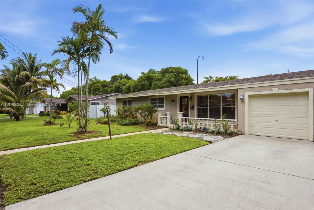4750 NW 1st St, Plantation, FL 33317 Photo