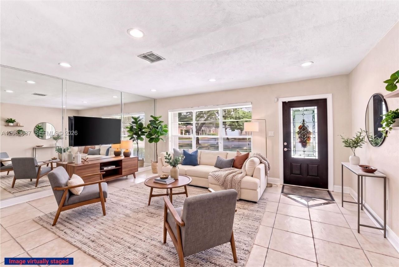 4750 NW 1st St, Plantation, FL 33317 Photo