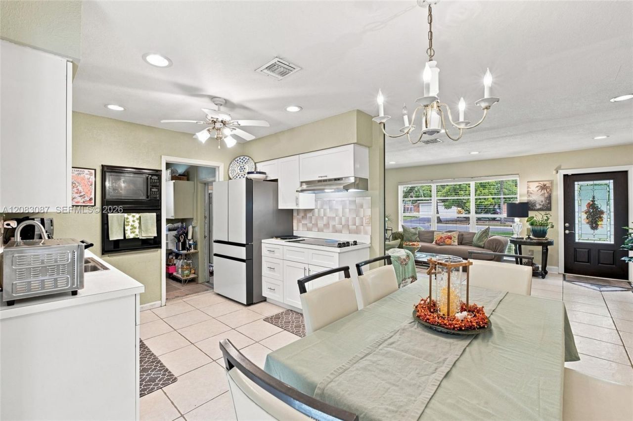 4750 NW 1st St, Plantation, FL 33317 Photo