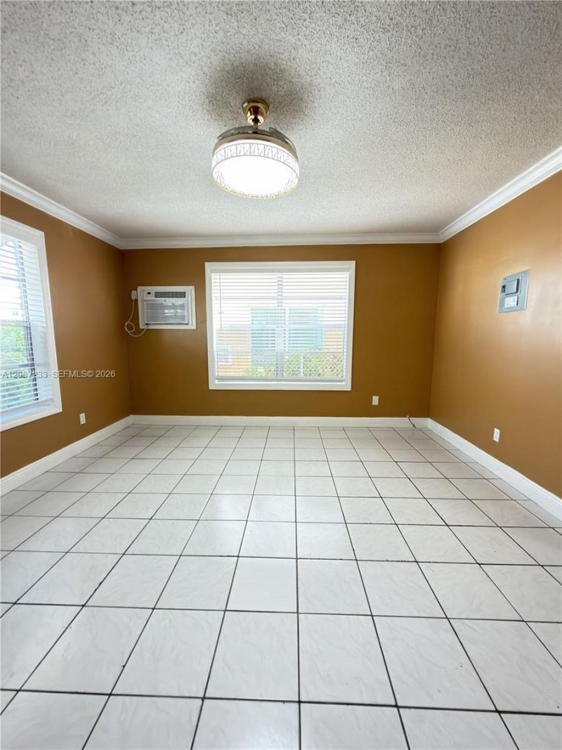 7336 Carlyle Ave, Unit 2, Miami Beach, FL 33141 Photo