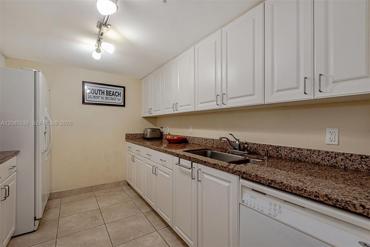 90 Alton Rd, Unit 501, Miami Beach, FL 33139 Photo