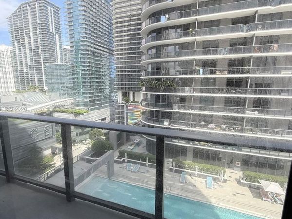 55 SW 9th St, Unit 1402, Miami, FL 33130