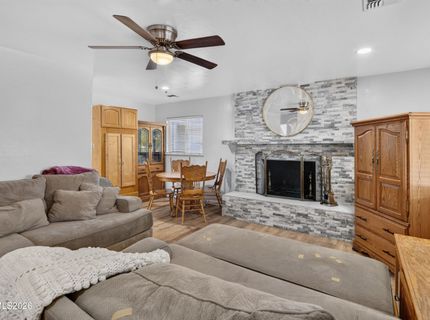 709 M Street, Sparks, NV 89431 Photo