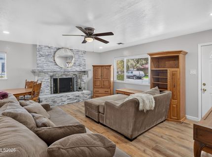 709 M Street, Sparks, NV 89431 Photo