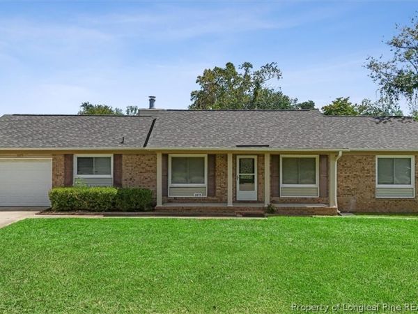 1075 Pleasant Oak Drive, Fayetteville, NC 28314