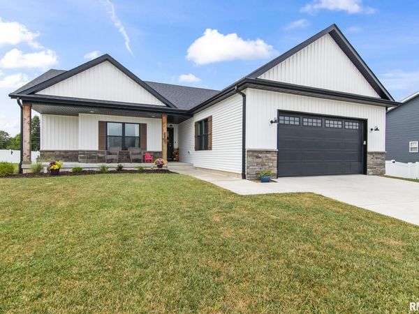 6409 McIntosh Court, Springfield, IL 62711