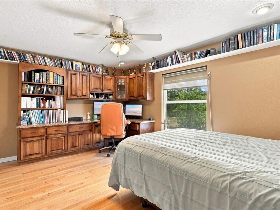 Property Image 39