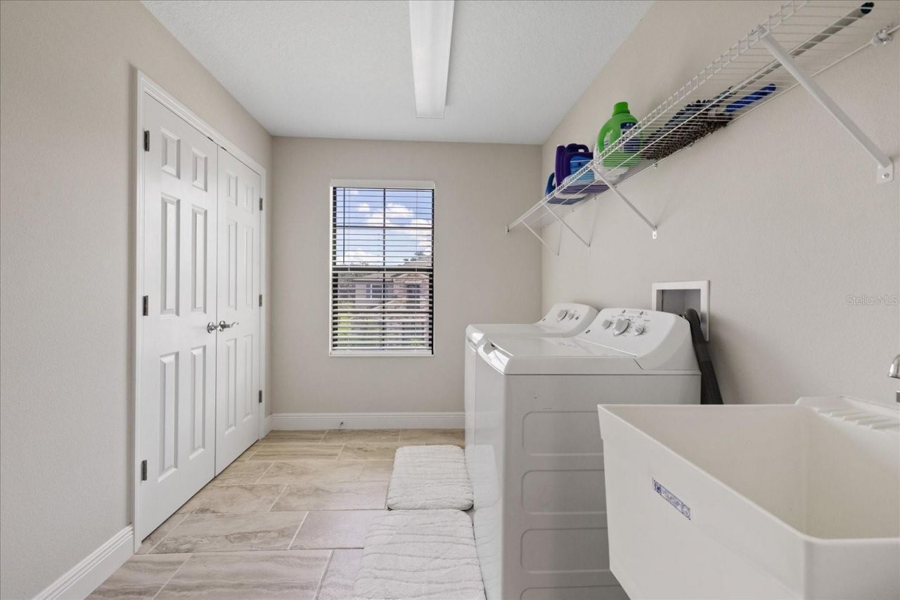 13154 Twin Bridges Drive, Riverview, FL 33579 Photo