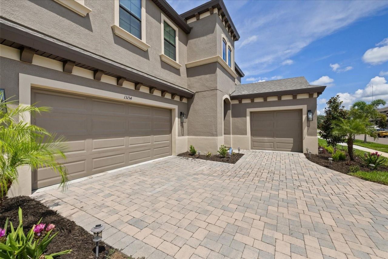 13154 Twin Bridges Drive, Riverview, FL 33579 Photo