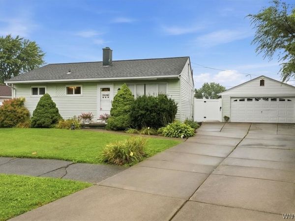 35 Coronet Drive, Tonawanda, NY 14150