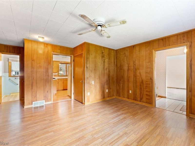3341 Linden Street NW, Uniontown, OH 44685 Photo 11