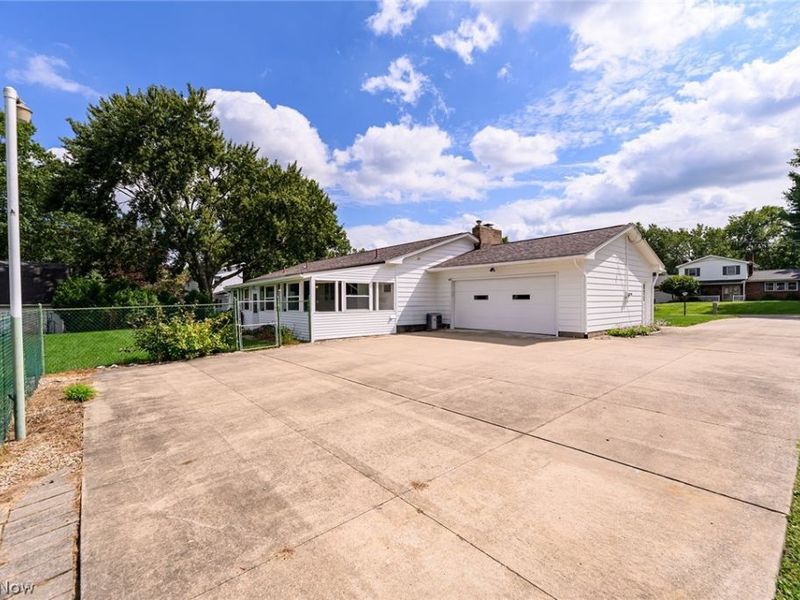3341 Linden Street NW, Uniontown, OH 44685 Photo 34
