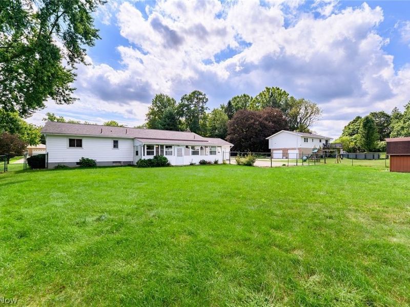 3341 Linden Street NW, Uniontown, OH 44685 Photo 35