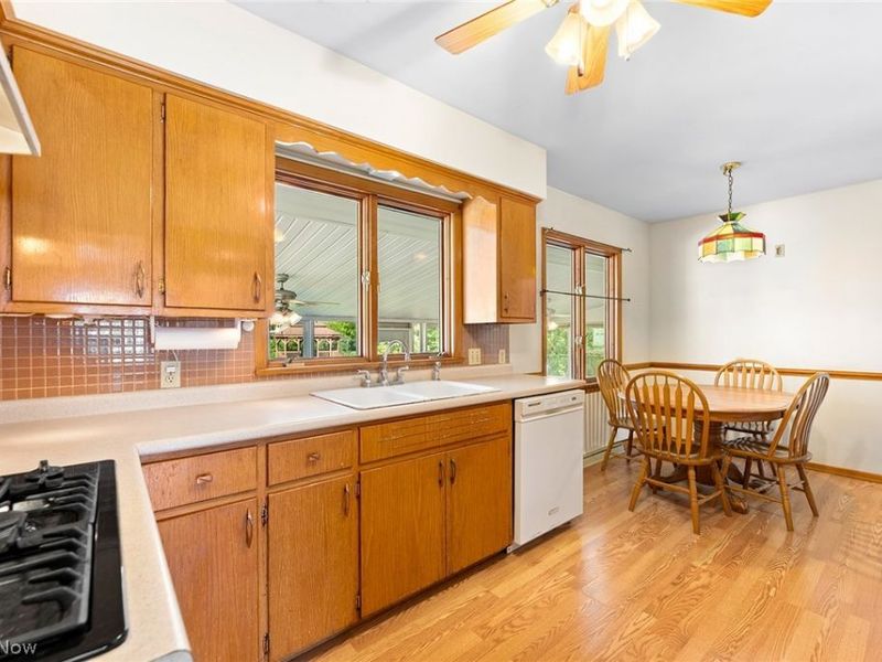 3341 Linden Street NW, Uniontown, OH 44685 Photo 9
