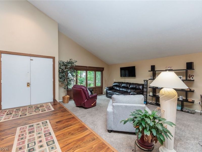 20757 Parkwood Lane, Strongsville, OH 44136 Photo 4